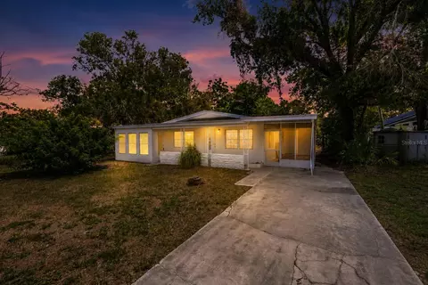 7204 Astor Dr, New Port Richey, FL 34652
