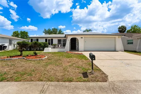 7234 Lincoln Park Ln, Port Richey, FL 34667