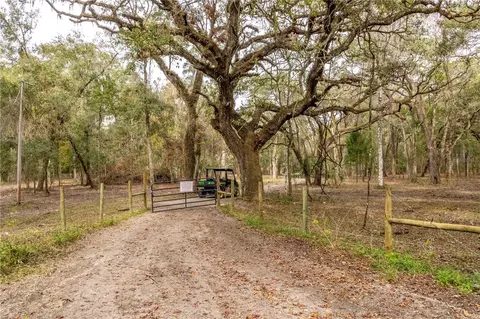 24091 Richbarn Rd, Brooksville, FL 34601