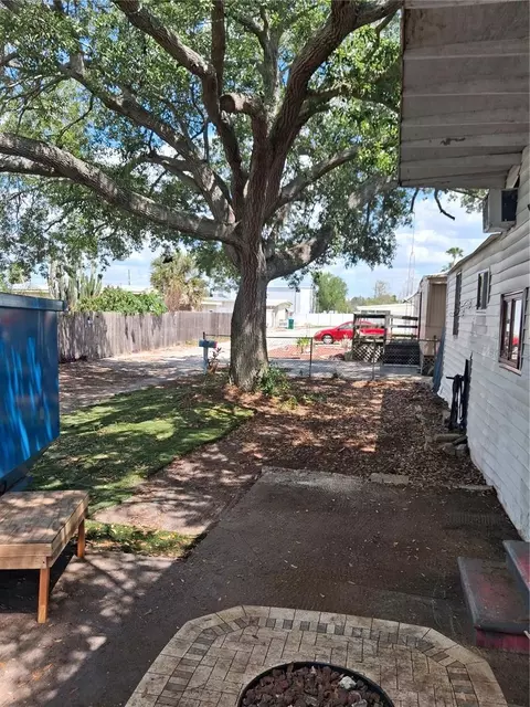 2561 Bermuda St, Clearwater, FL 33763