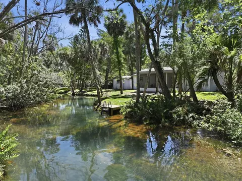 6244 Colony Cir, Weeki Wachee, FL 34607