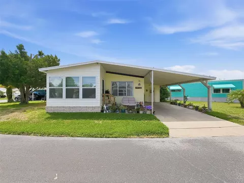 5206 Wisteria Cir, New Port Richey, FL 34653