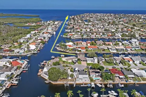 4903 Blue Heron Dr, New Port Richey, FL 34652