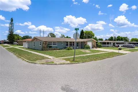 4934 Daphne St, New Port Richey, FL 34652