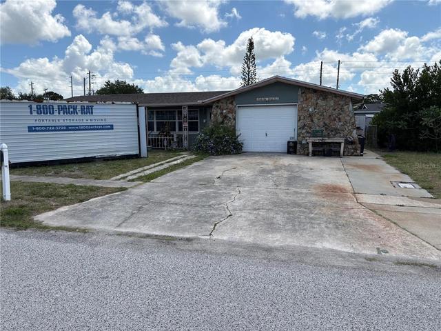 4934 Daphne St, New Port Richey, FL 34652