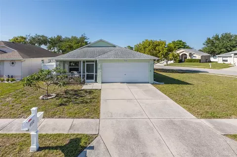 8330 Goldome Dr, Port Richey, FL 34668