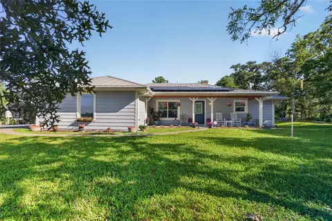 12293 Wolf Den Rd, Weeki Wachee, FL 34614