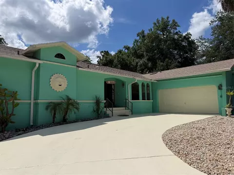 11878 W Riverhaven Dr, Homosassa, FL 34448