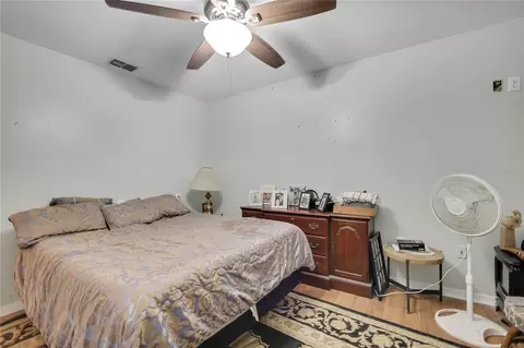 Bedroom - 10185 Carrin Rd, Spring Hill, FL 34608 photo 3 of 5