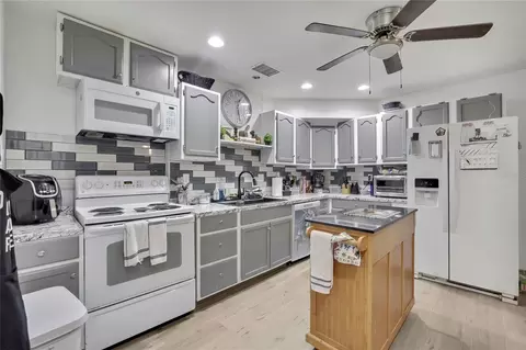 Kitchen - 10185 Carrin Rd, Spring Hill, FL 34608 photo 1 of 4