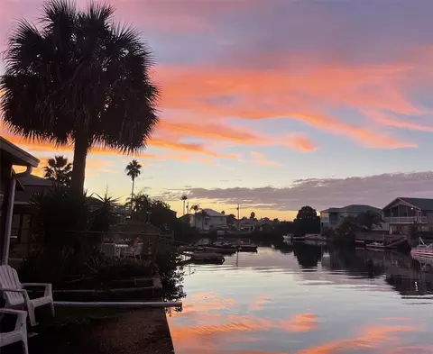 4011 Centavo Ct, Hernando Beach, FL 34607