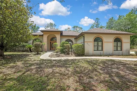 862 W National St, Hernando, FL 34442