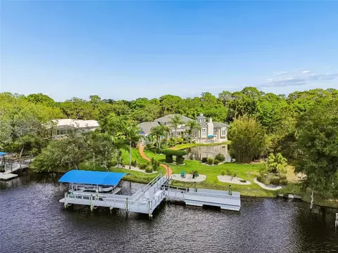 5851 Cachette De Riviera Ct, New Port Richey, FL 34655