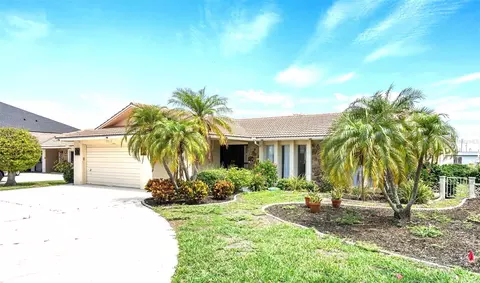 3517 Seaway Dr, New Port Richey, FL 34652