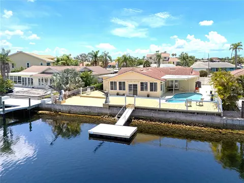 3517 Seaway Dr, New Port Richey, FL 34652