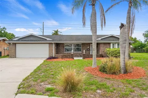 10730 Queens Rd, Port Richey, FL 34668