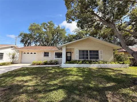 8634 Winding Wood Dr, Port Richey, FL 34668