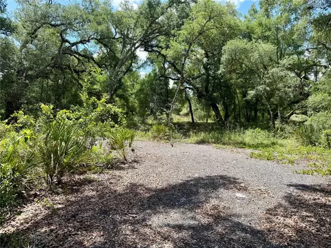Long Circle, Webster, FL 33597