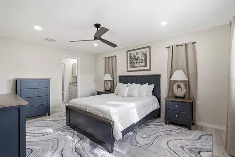 Bedroom - 3332 Gulf Winds Cir, Hernando Beach, FL 34607 photo 3 of 5