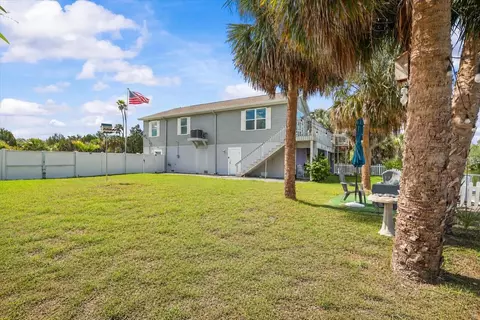 Exterior - 3305 Rose Arbor Dr, Hernando Beach, FL 34607 photo 4 of 6