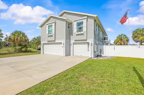 Exterior - 3305 Rose Arbor Dr, Hernando Beach, FL 34607 photo 3 of 6