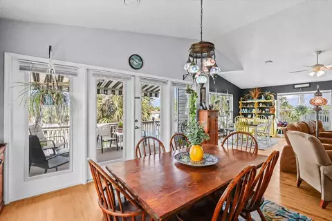 Dining - 3305 Rose Arbor Dr, Hernando Beach, FL 34607 photo 2 of 5