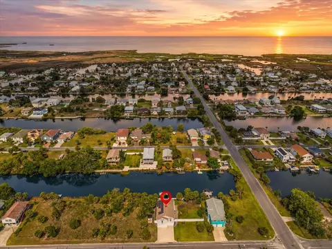 View/Area - 3305 Rose Arbor Dr, Hernando Beach, FL 34607 photo 5 of 12