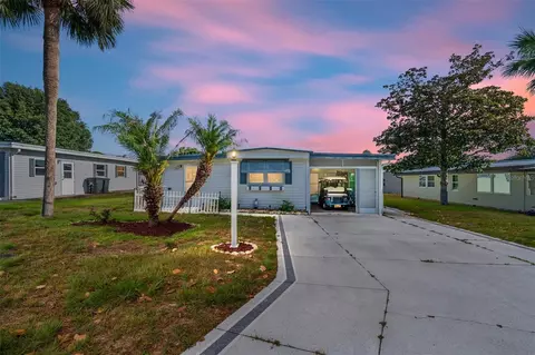1027 Vermont Ave, Lady Lake, FL 32159