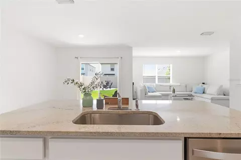 Kitchen - 9014 Forge Breeze Loop, Wesley Chapel, FL 33545 photo 9 of 9