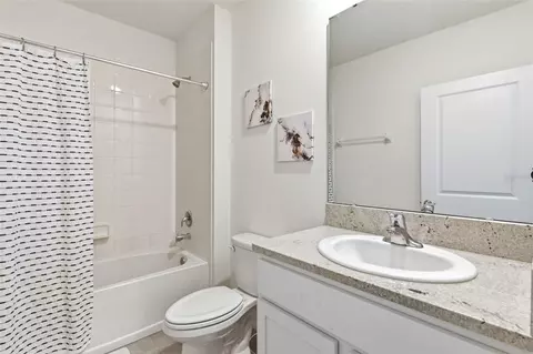 Bath - 9014 Forge Breeze Loop, Wesley Chapel, FL 33545 photo 1 of 4