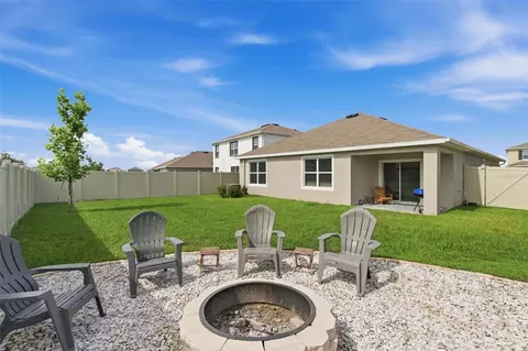 Exterior - 9014 Forge Breeze Loop, Wesley Chapel, FL 33545 photo 8 of 10