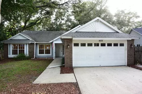 1672 Countrywood St, Tarpon Springs, FL 34689