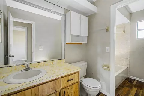 Bath - 1733 Larkin Rd, Spring Hill, FL 34608 photo 1 of 1