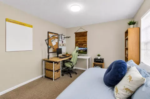 Bedroom - 1733 Larkin Rd, Spring Hill, FL 34608 photo 2 of 2