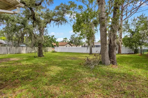 Exterior - 1733 Larkin Rd, Spring Hill, FL 34608 photo 3 of 4