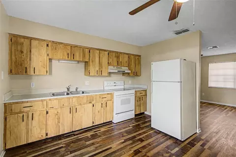 Kitchen - 1733 Larkin Rd, Spring Hill, FL 34608 photo 2 of 2