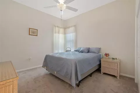 Bedroom - 7450 Aloe Dr, Spring Hill, FL 34607 photo 4 of 7