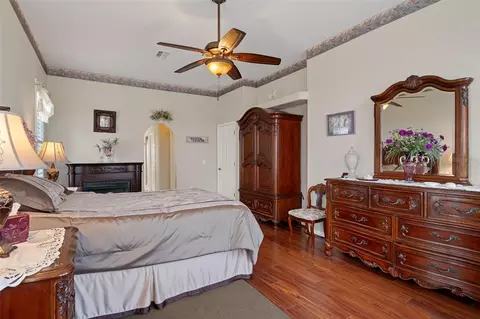 Bedroom - 7450 Aloe Dr, Spring Hill, FL 34607 photo 3 of 7