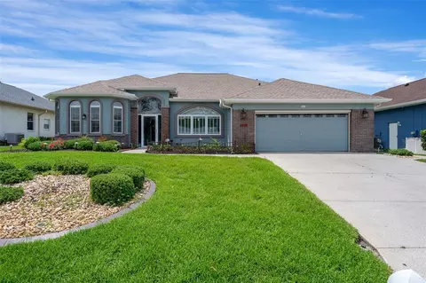Exterior - 7450 Aloe Dr, Spring Hill, FL 34607 photo 2 of 11