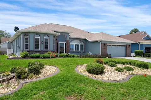 Exterior - 7450 Aloe Dr, Spring Hill, FL 34607 photo 10 of 11