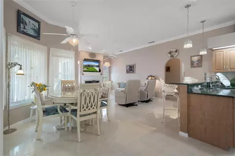 Dining - 7450 Aloe Dr, Spring Hill, FL 34607 photo 4 of 5