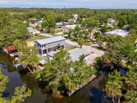 View/Area - 6150 Island Dr, Weeki Wachee, FL 34607 photo 1 of 9