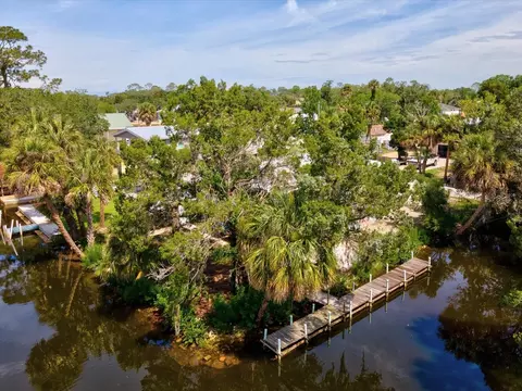 View/Area - 6150 Island Dr, Weeki Wachee, FL 34607 photo 8 of 9