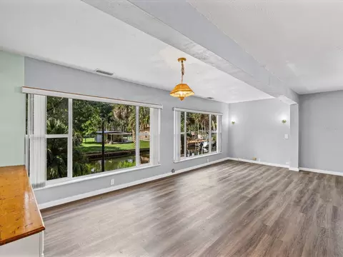 Living - 6150 Island Dr, Weeki Wachee, FL 34607 photo 2 of 5