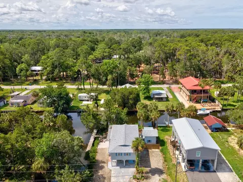 View/Area - 6150 Island Dr, Weeki Wachee, FL 34607 photo 6 of 9