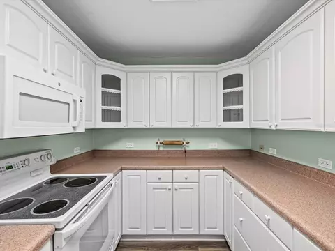 Kitchen - 6150 Island Dr, Weeki Wachee, FL 34607 photo 2 of 2
