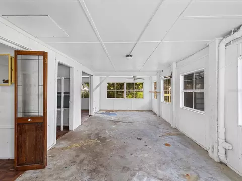 Exterior - 6150 Island Dr, Weeki Wachee, FL 34607 photo 7 of 9