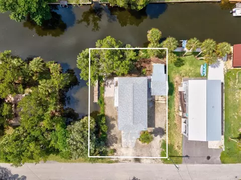 View/Area - 6150 Island Dr, Weeki Wachee, FL 34607 photo 3 of 9