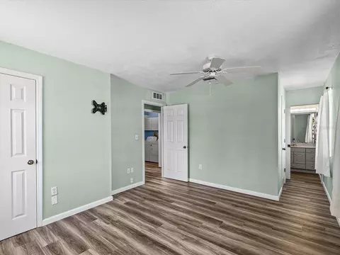 Bedroom - 6150 Island Dr, Weeki Wachee, FL 34607 photo 3 of 3