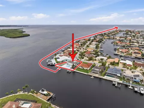 4956 Galleon Ct, New Port Richey, FL 34652
